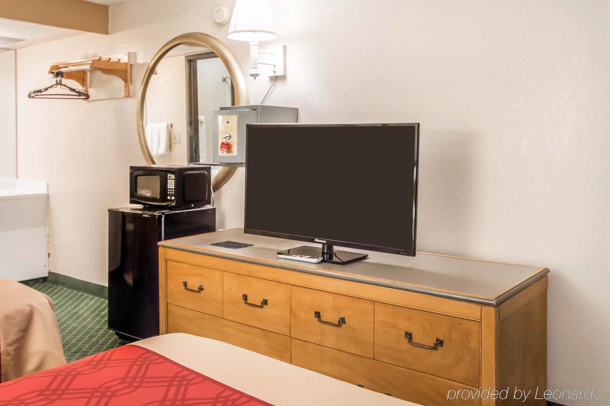 Econo Lodge Pooler - Savannah I-95 Extérieur photo