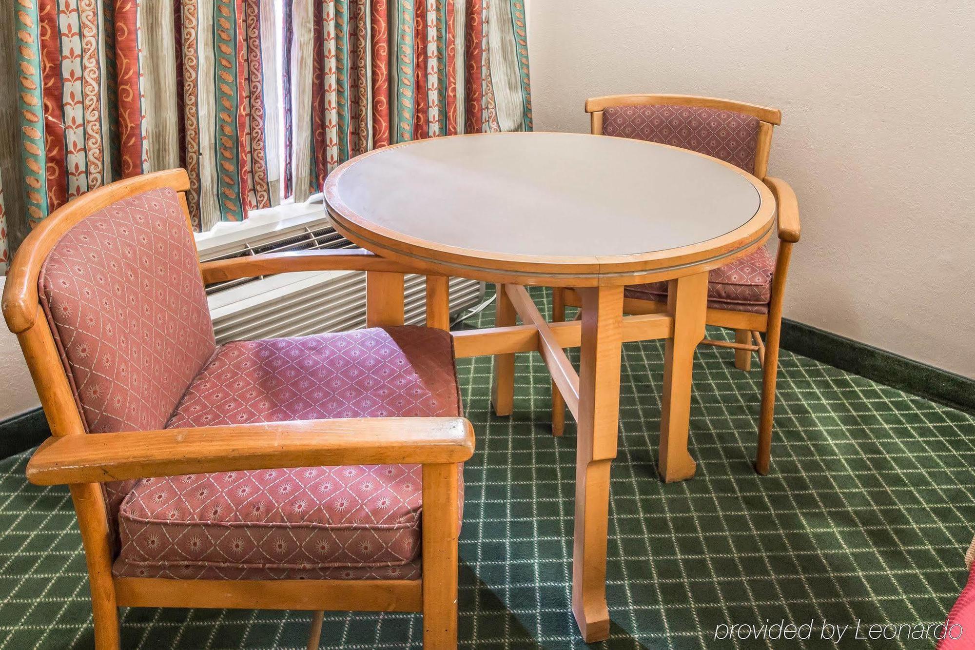 Econo Lodge Pooler - Savannah I-95 Extérieur photo