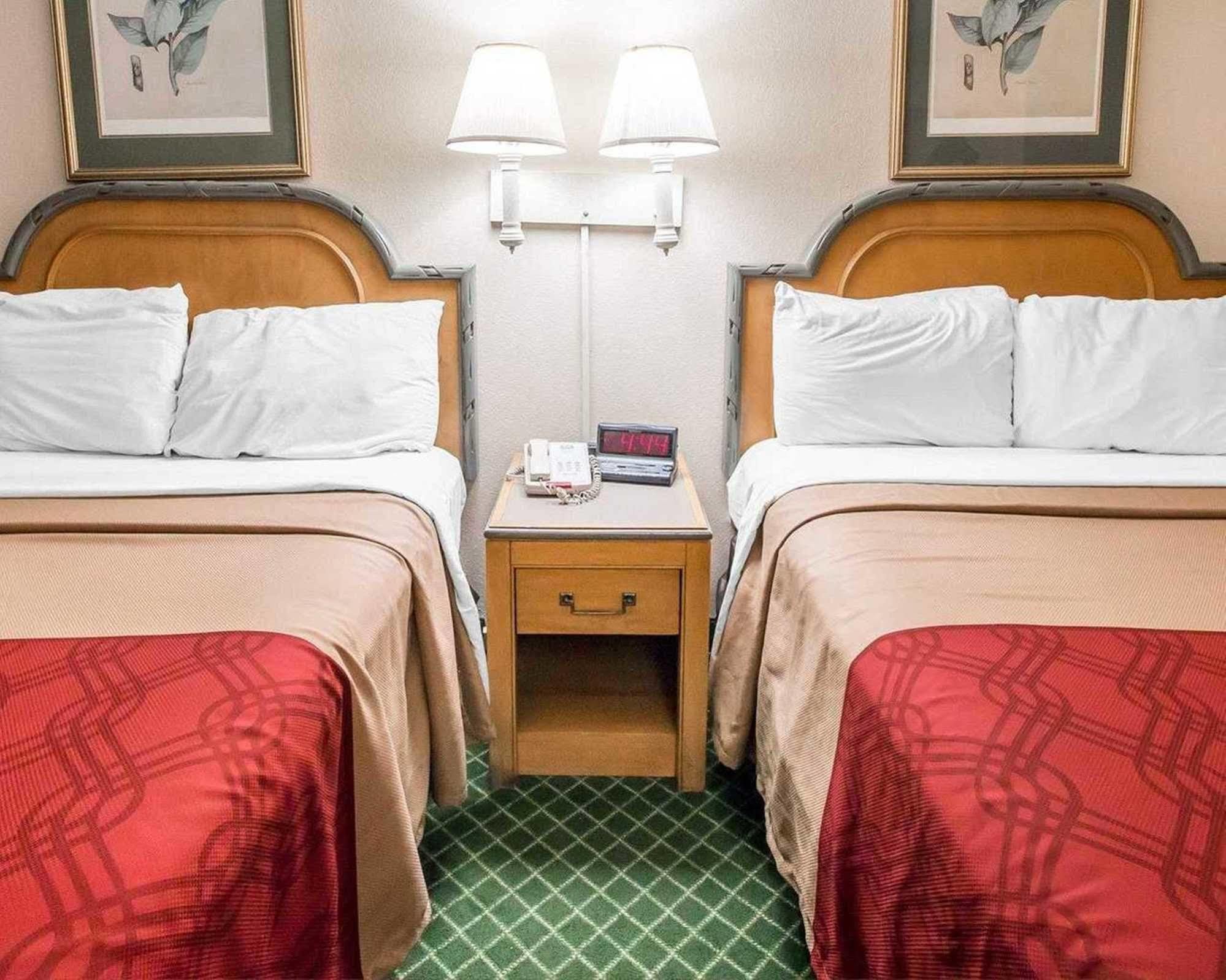 Econo Lodge Pooler - Savannah I-95 Extérieur photo