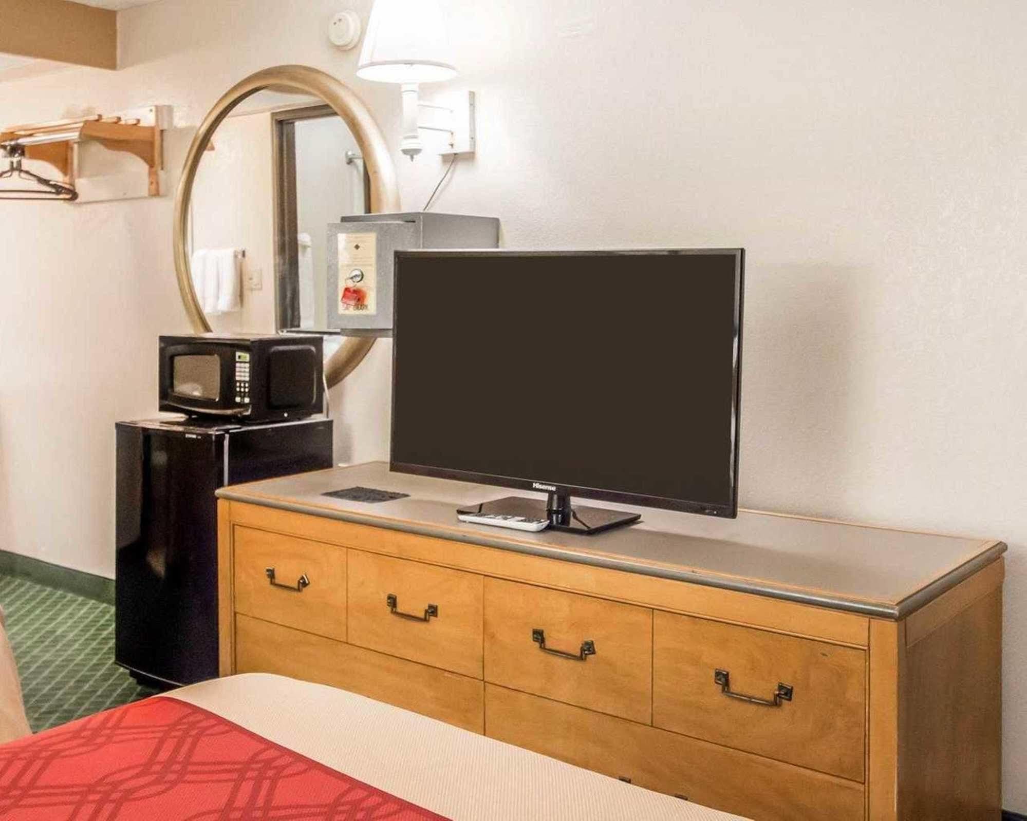 Econo Lodge Pooler - Savannah I-95 Extérieur photo